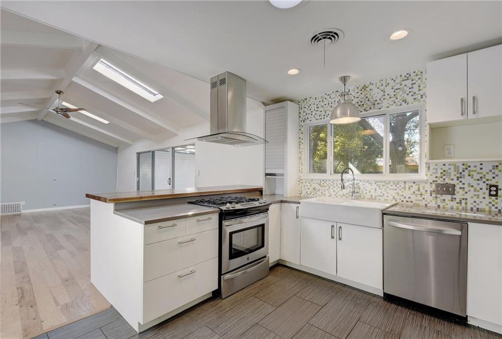 Austin House: 3005 White Rock Drive