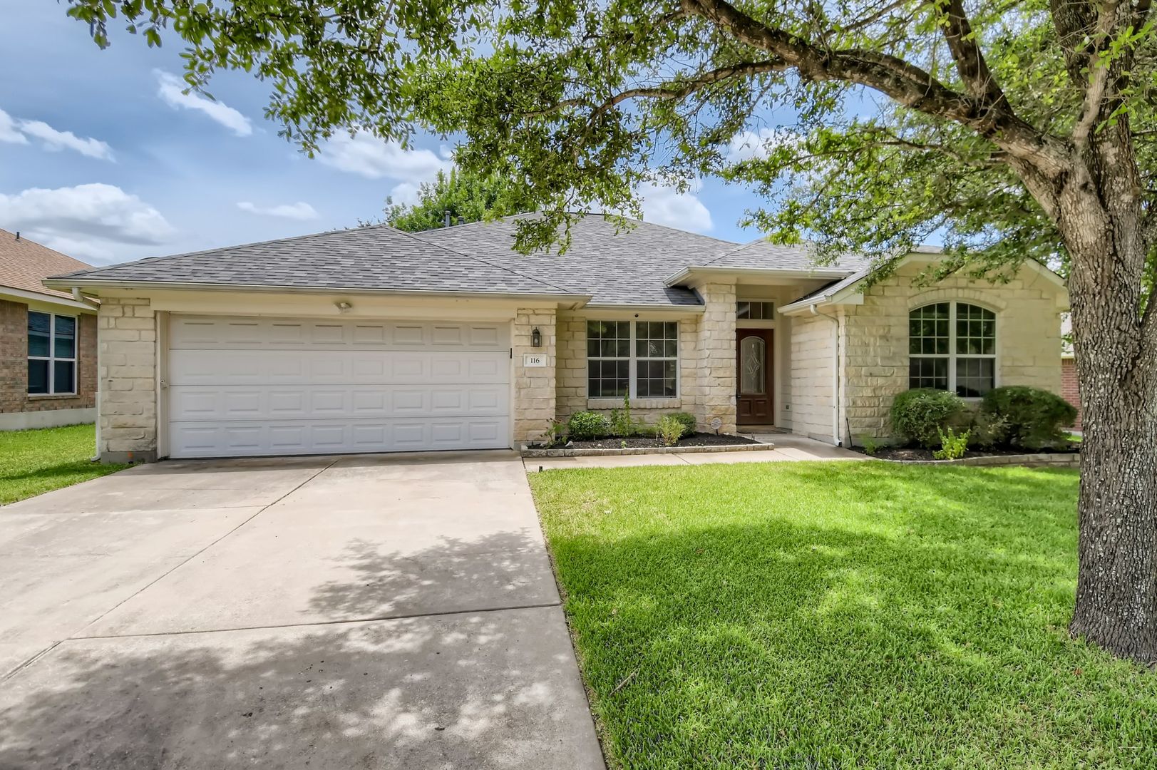 Round Rock House: 116 Copperwood Loop