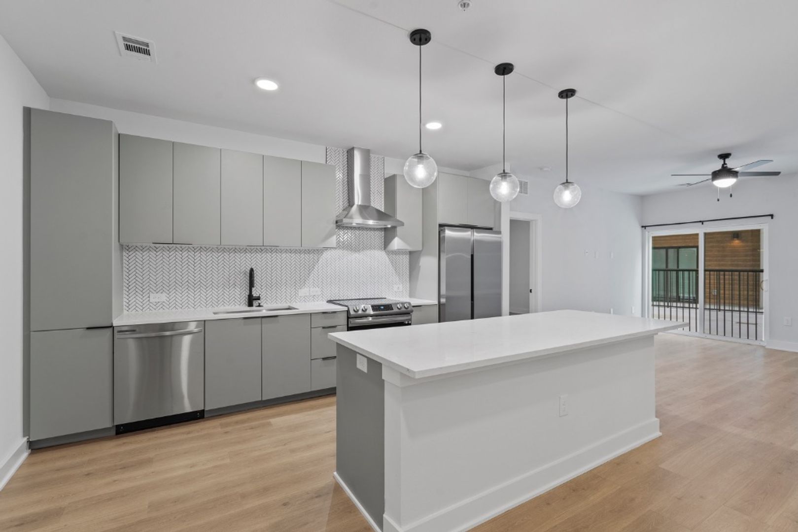 Austin Apartment: 2500 Longview Street Apt 105