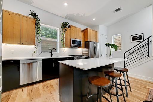 1407 Greenwood Ave #3, Austin, Texas 78721 – photo 1