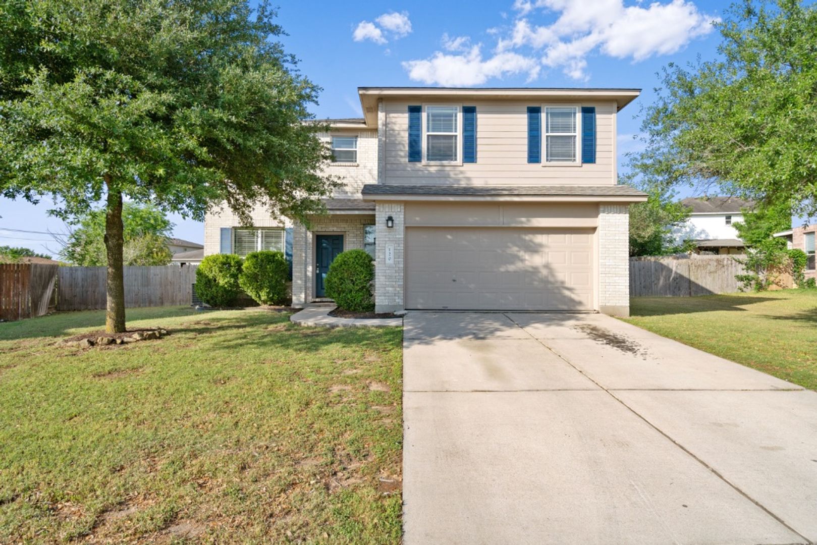 Kyle House: 120 Brazos Lane