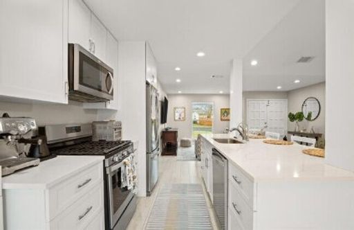 11915 Wander Ln, Austin, Texas 78750 – photo 1