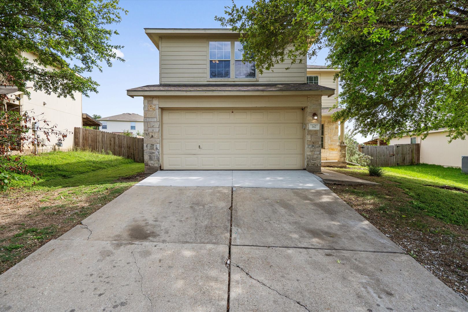 Buda House: 142 Jack Rabbit Lane
