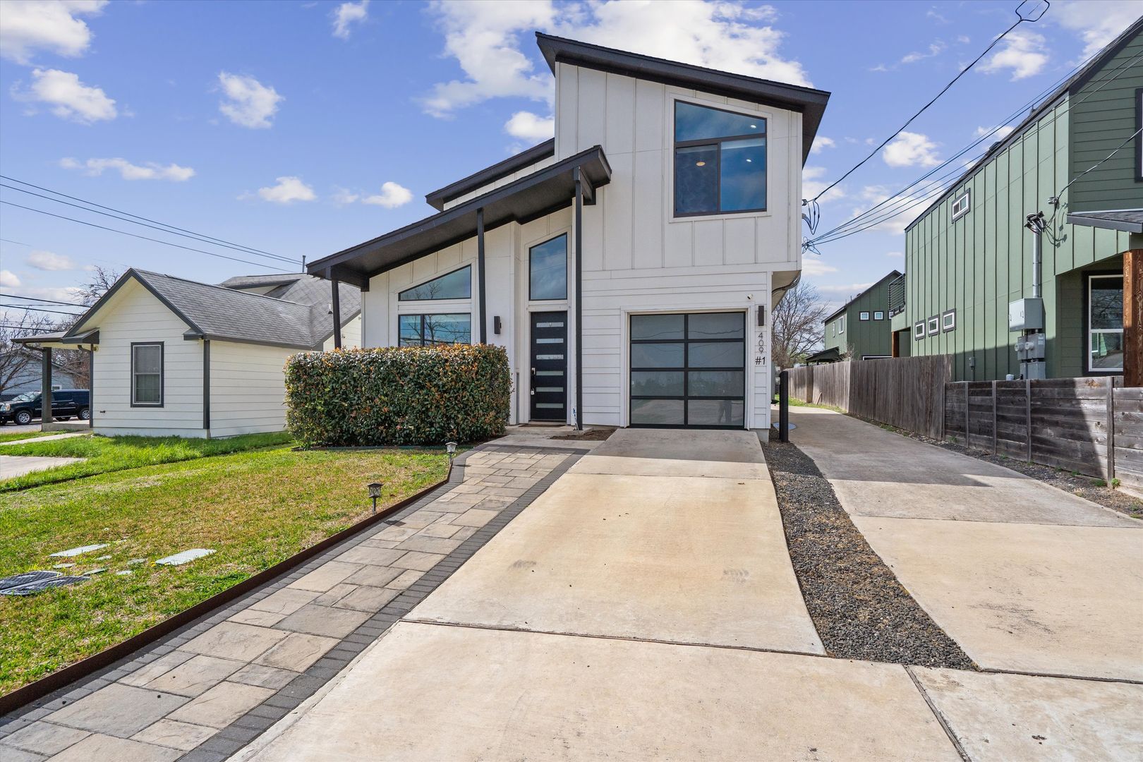 Austin House: 409 Delmar Avenue, Unit 1