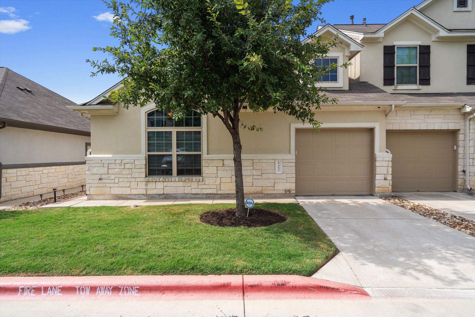 Austin House: 127 Thelonious Dr #1501