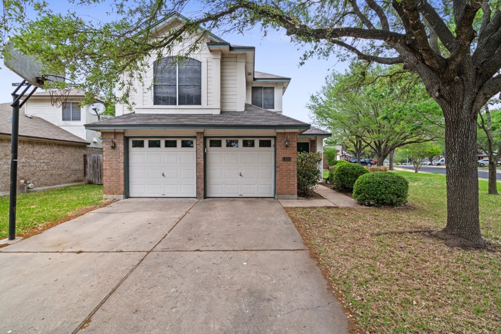 Round Rock House: 1401 Thibodeaux Drive