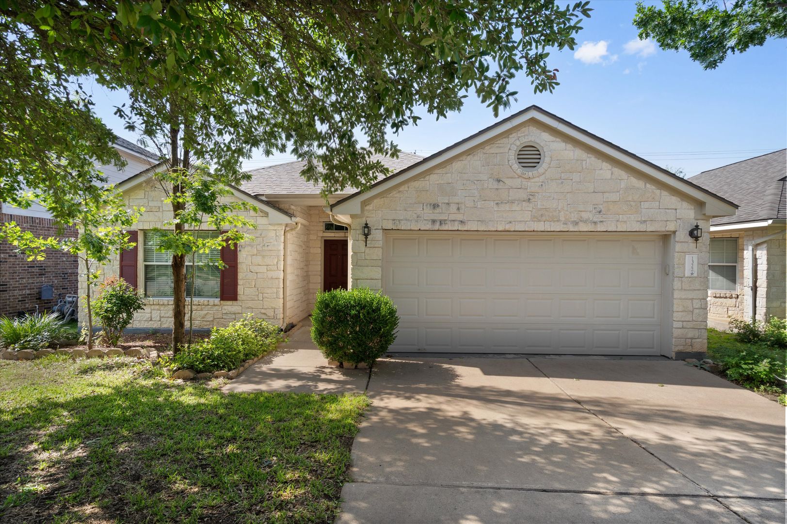Leander House: 1322 Tumbling River Drive