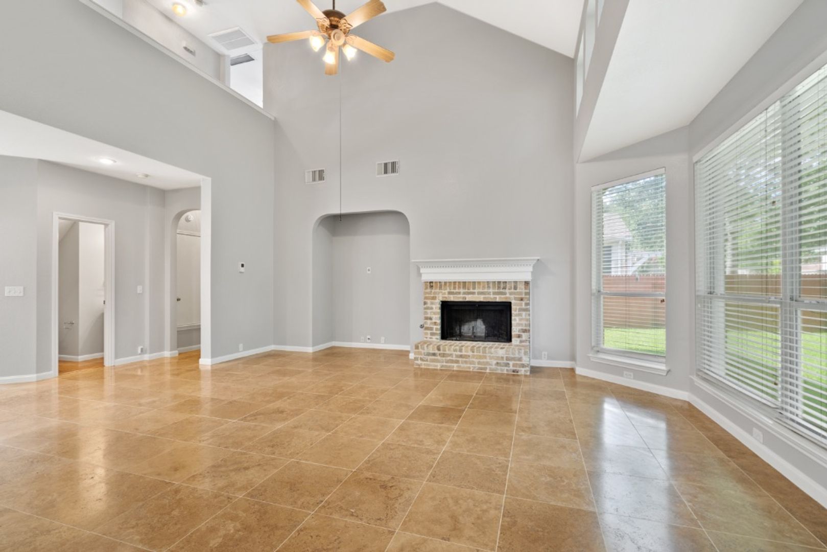 Austin House: 10724 Thoroughbred Drive