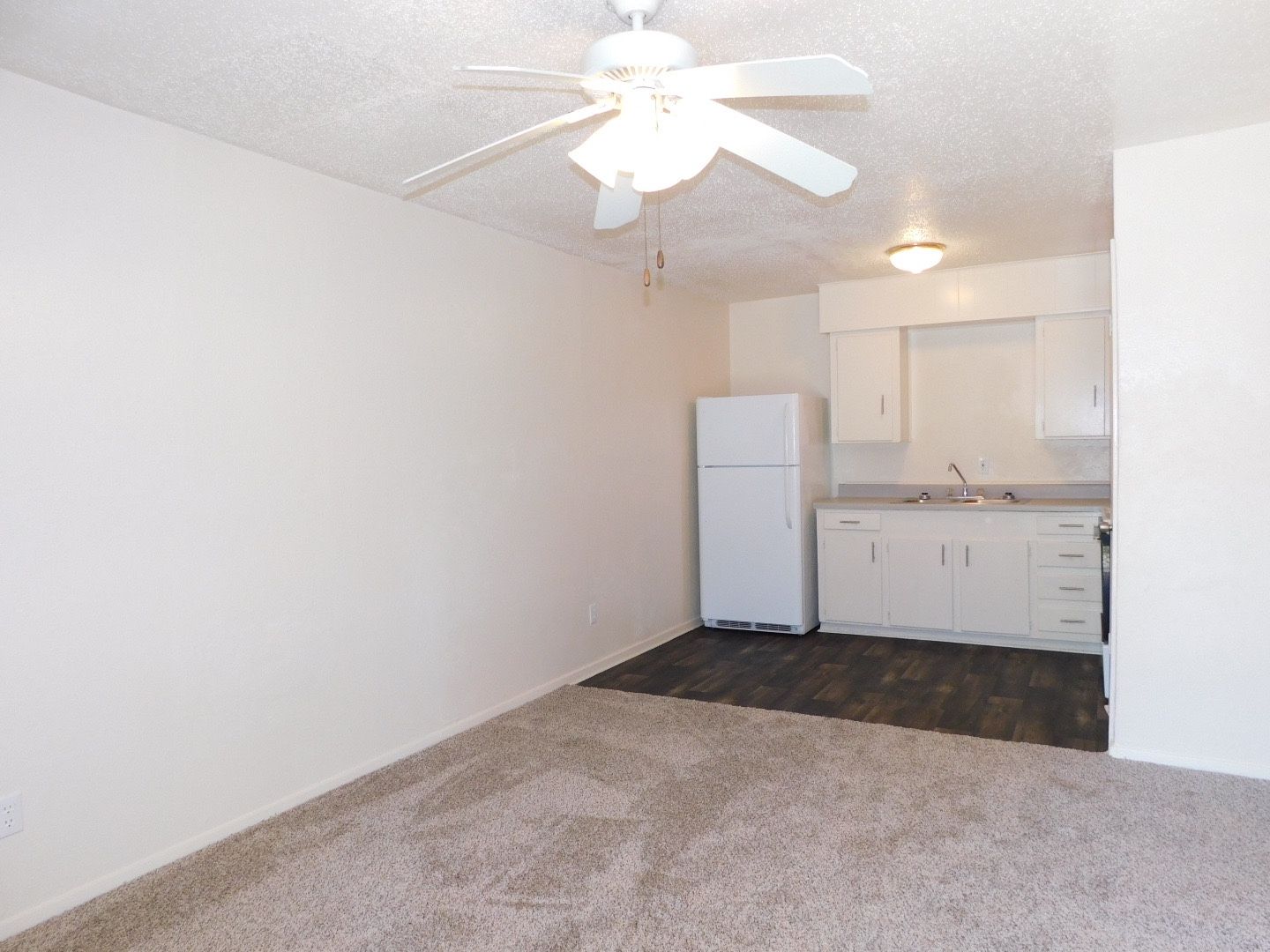 Commerce Apartment: 1912 Caddo St