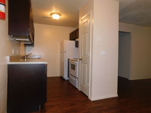 2 Bedroom 2 Bathroom – photo 1