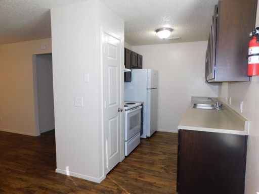 2 Bedroom 2 Bathroom – photo 1