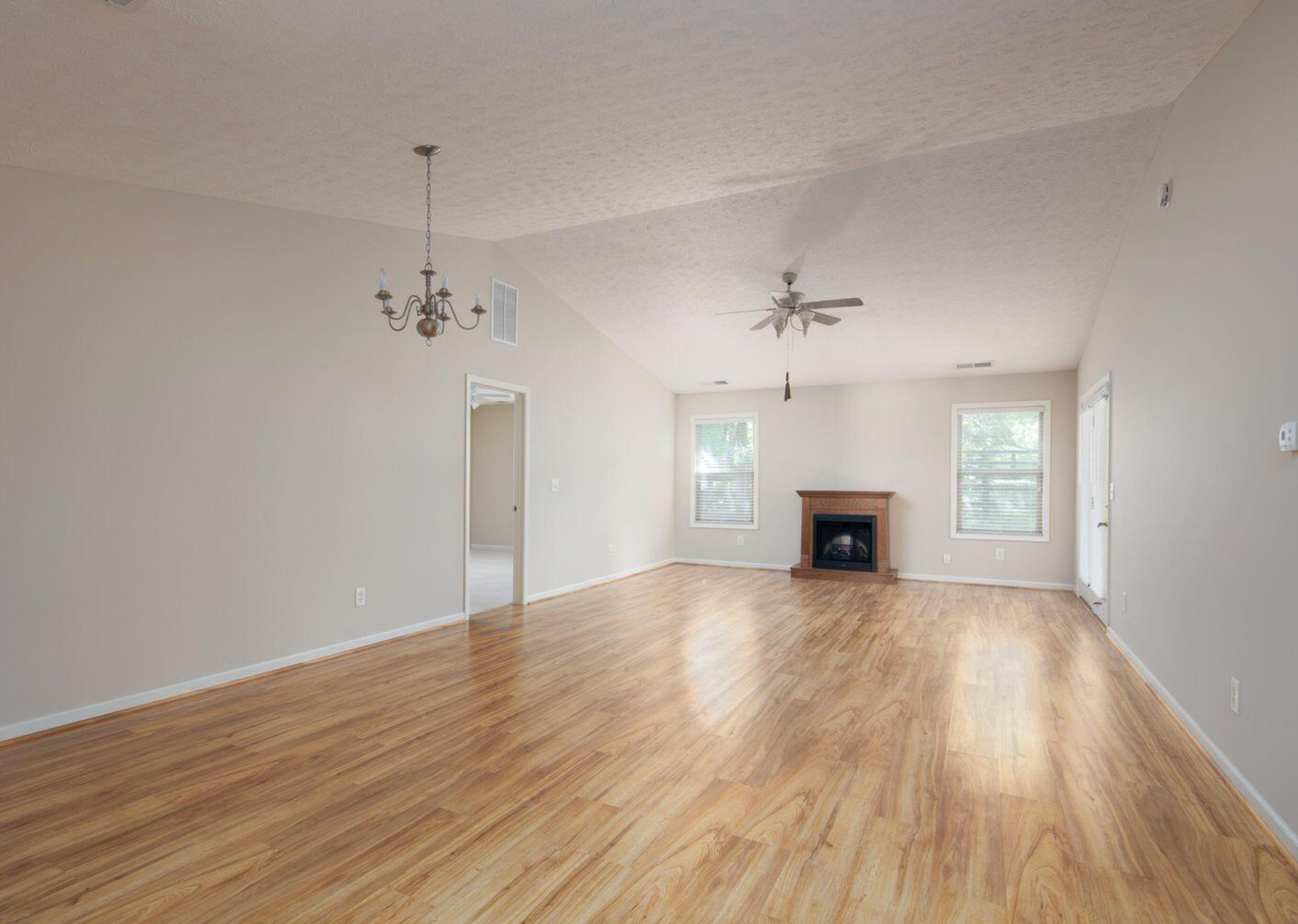 Lexington House: 2116 Allegheny Way