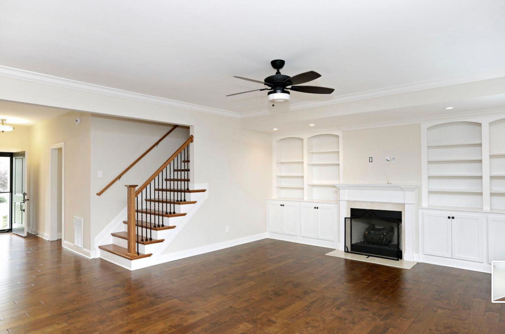 Lexington House: 3242 Beacon Street