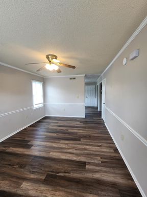 Newly Renovated 2-Bedroom, 1.5-Bath Home | $500 Off First Month!