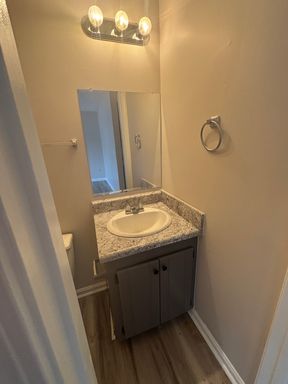 Newly Renovated 2-Bedroom, 1.5-Bath Home | $500 Off First Month!