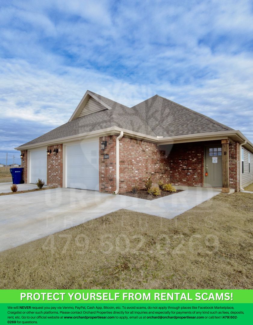 Siloam Springs Apartment: 3009 N Conway Drive