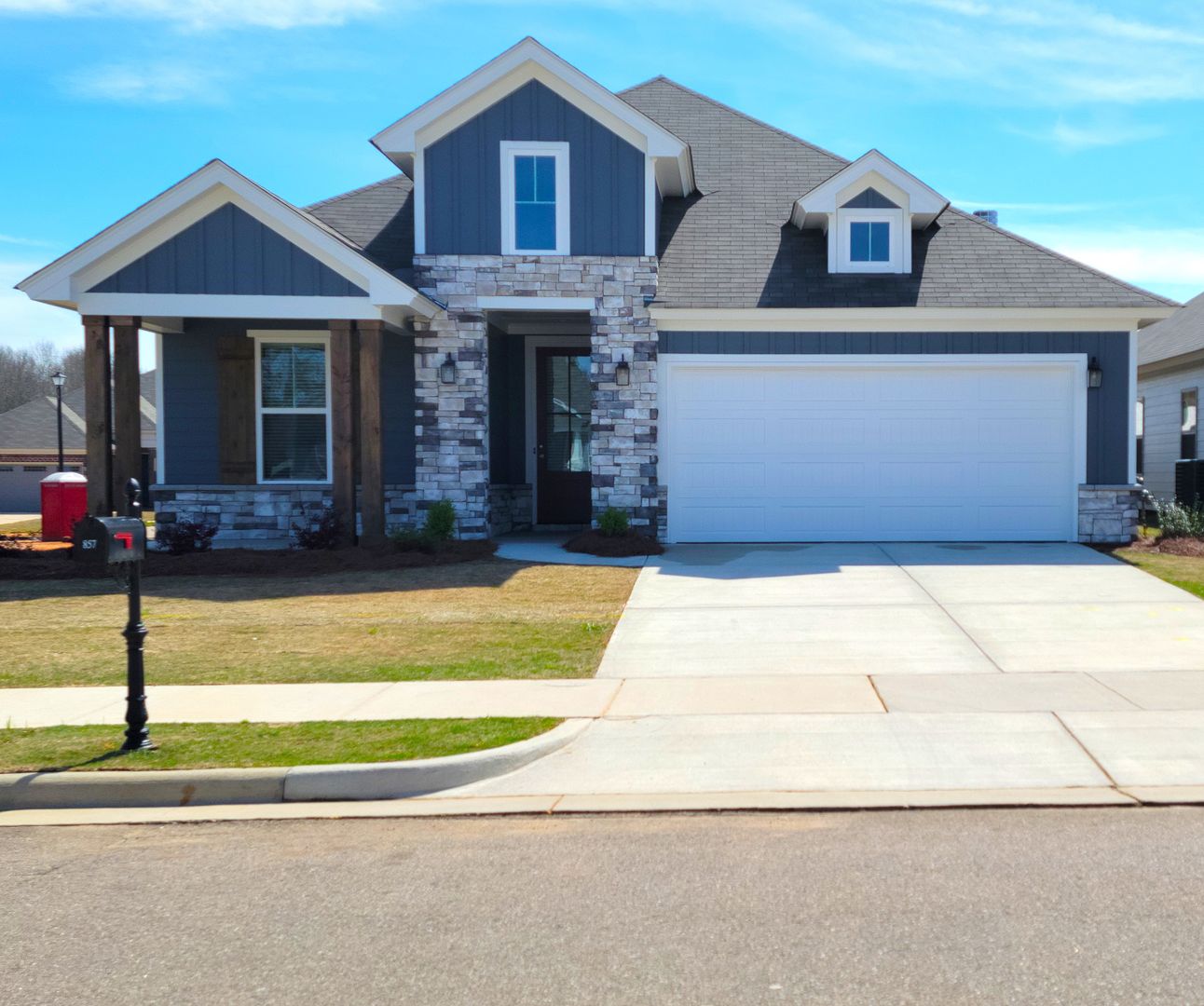 Prattville House: 857 Hedgefield Way