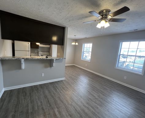 1429-B Ireland Dr. (No Pets)- Two Weeks Free On Your First Full Month's Rent – photo 1