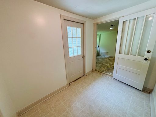 3 Bedroom, 2 Bath Duplex – photo 1