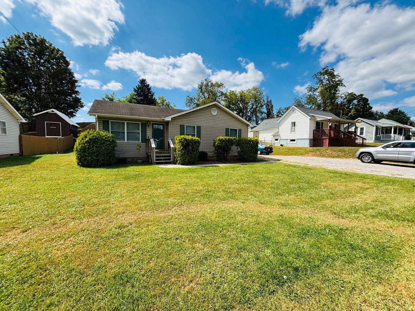 Christiansburg House: 315 Miller St.