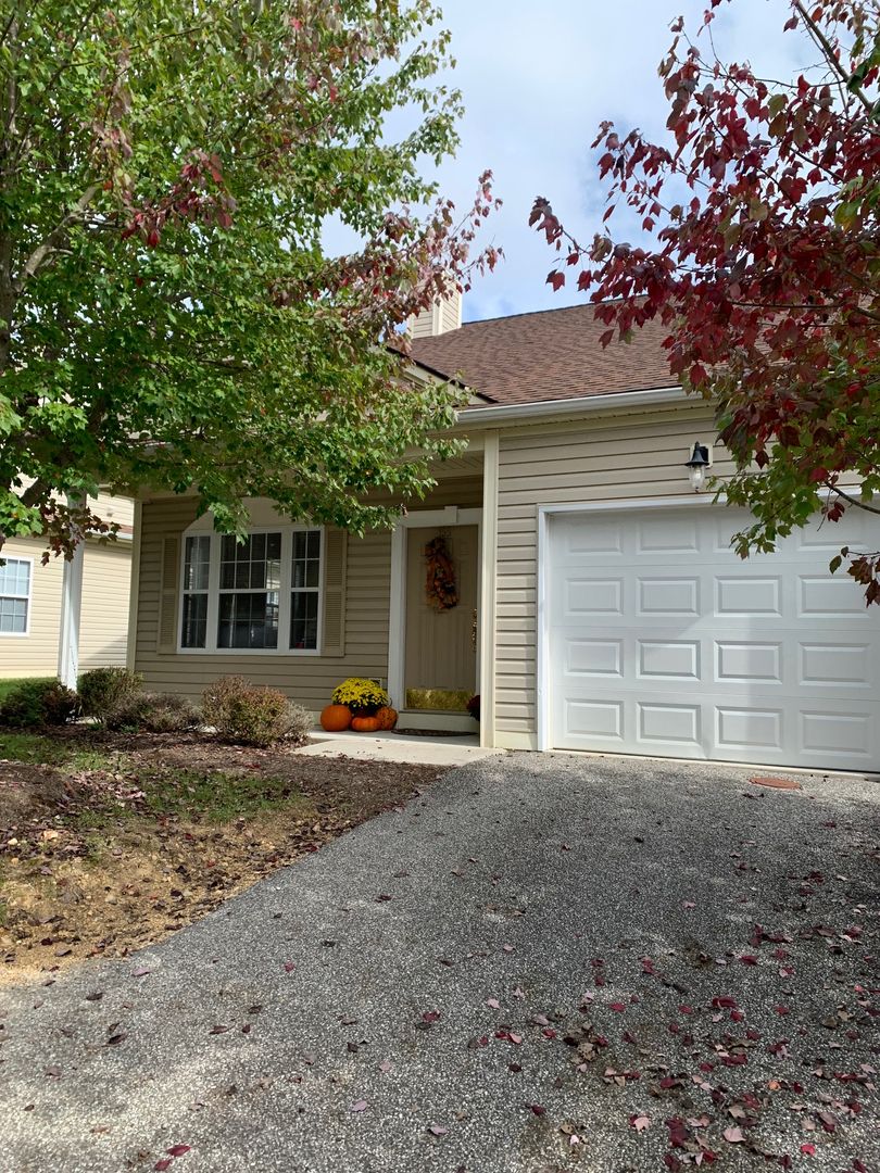 Christiansburg House: 155 Huff Heritage Lane