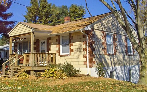 3 Bedroom, 2 Bath House – photo 1