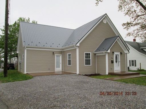 3 Bedroom 2.5 Bath House – photo 1