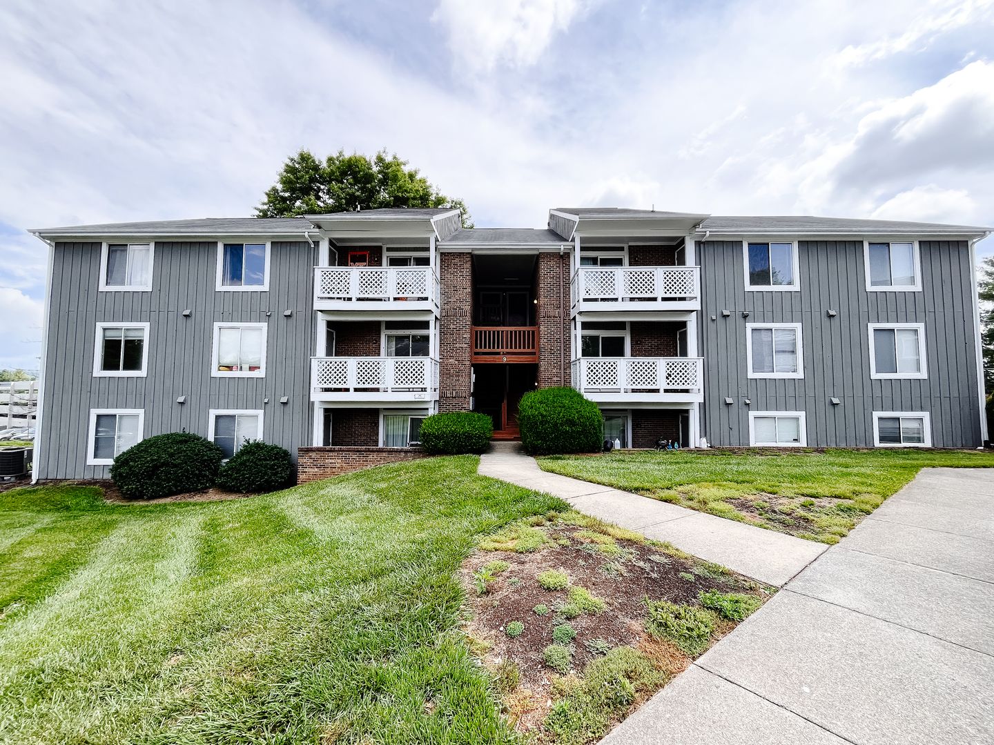 Blacksburg Condo: 826 Cascade Court