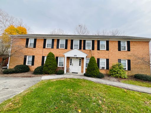 2 Bedroom, 1 Bath Apartment – photo 1