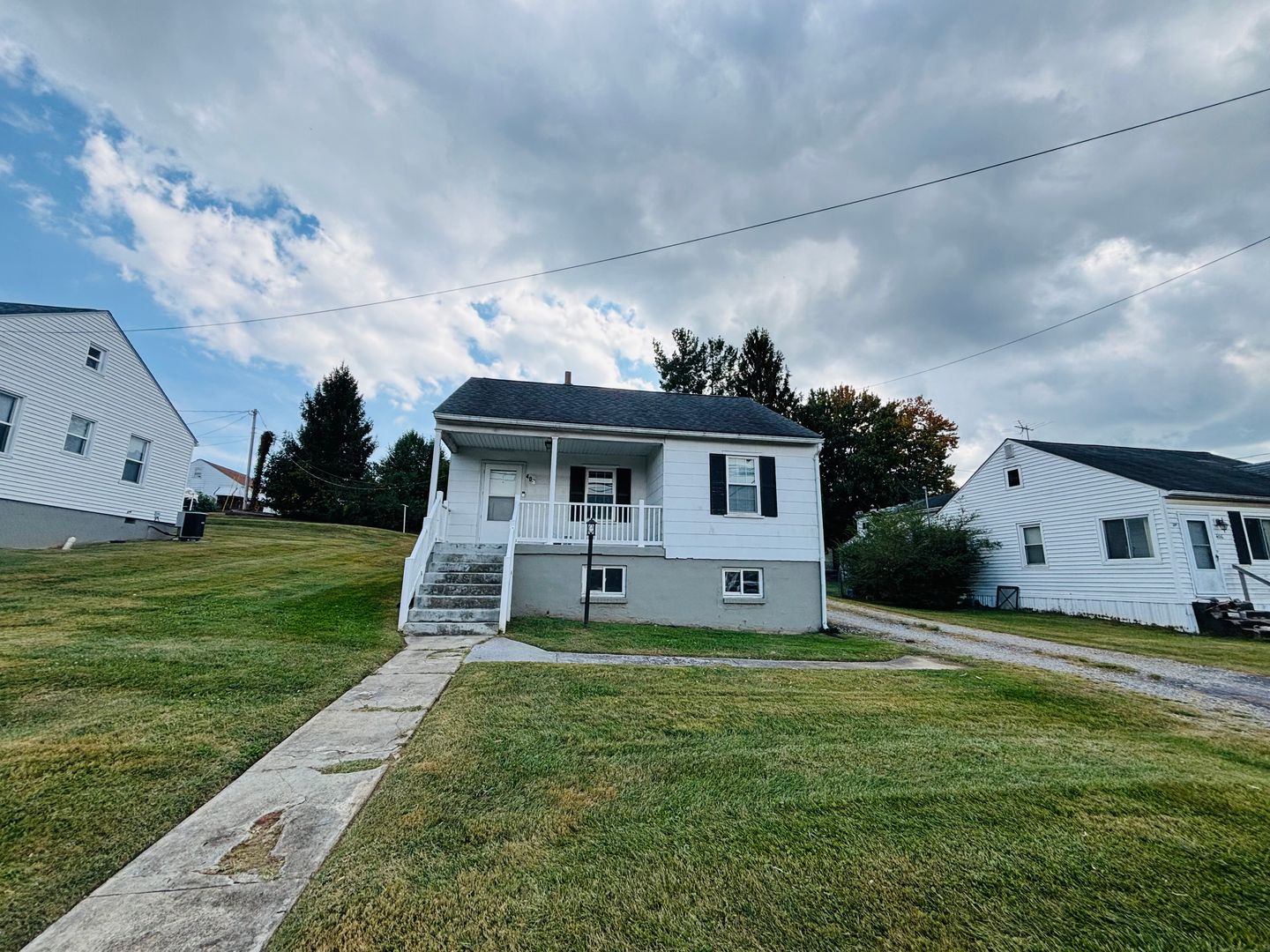Christiansburg House: 404 Radford St.