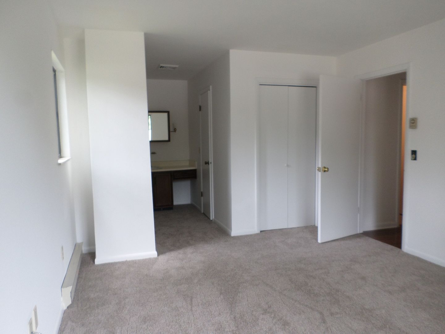 913 Toms Creek Rd., Blacksburg, VA 24060