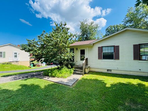 2 Bedroom 1 Bath Duplex – photo 1
