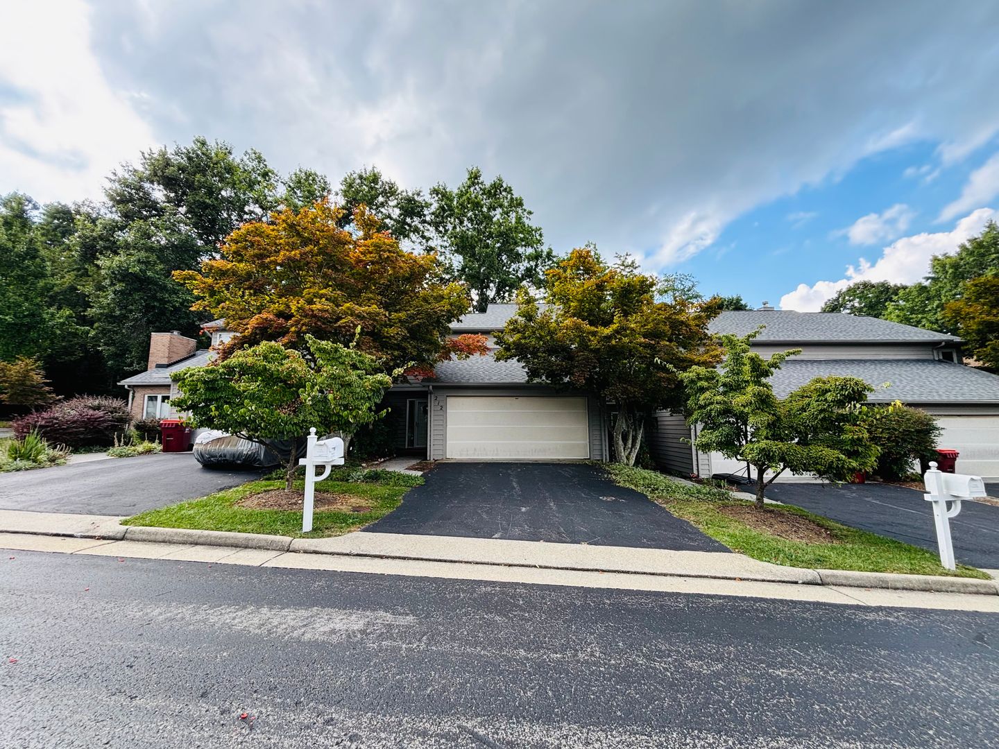 Blacksburg Townhome: 212 Woods Edge Ct.