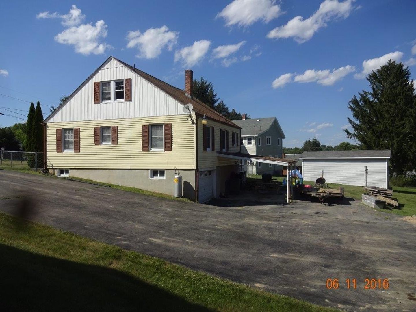 60 Summit Ridge Rd., Christiansburg, VA 24073