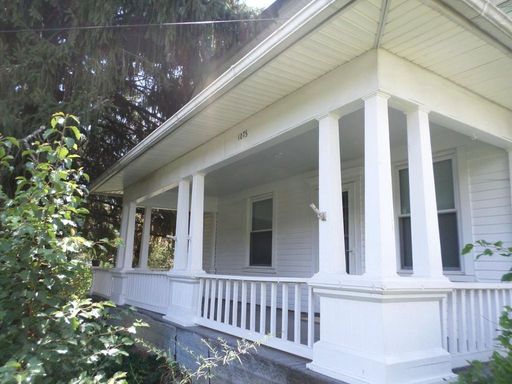 3 Bedroom 1.5 Bath House – photo 1