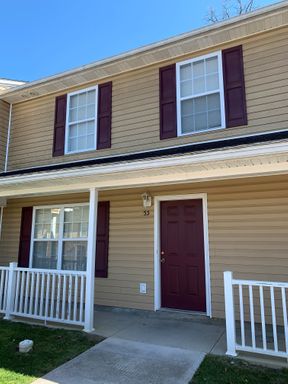 3 Bedroom 2.5 Bath Townhouse – photo 1