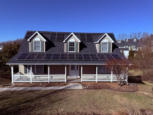 3 Bedroom, 3.5 Bath House – photo 1