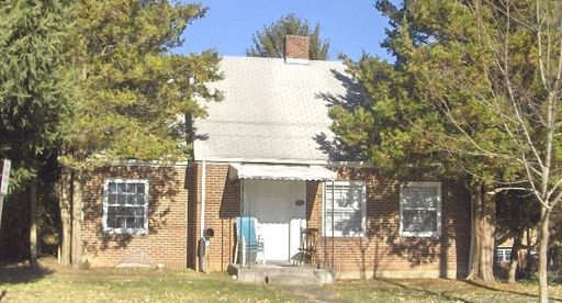 3 Bedroom 2 Bath Duplex – photo 1