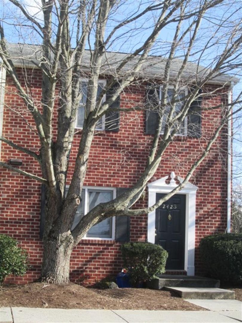 Blacksburg House: 2423 Ridge Rd.