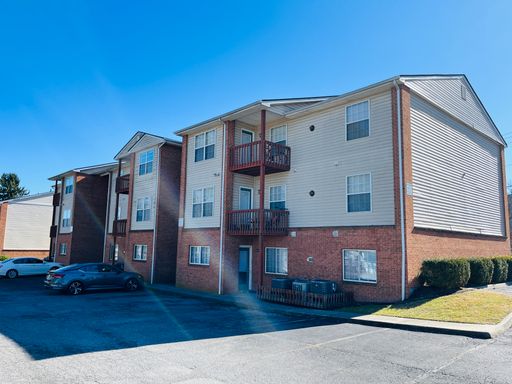 2 Bedroom 1 Bathroom Condo – photo 1