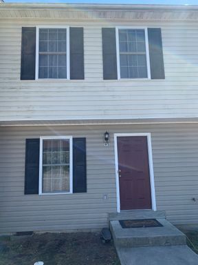 3 Bedroom 2.5 Bath Townhouse – photo 1