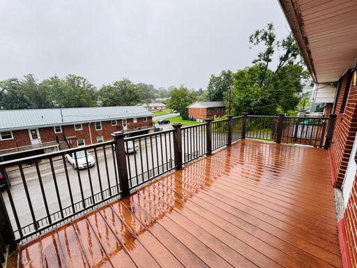 2 Bedroom, 1 Bath Apartment – photo 1