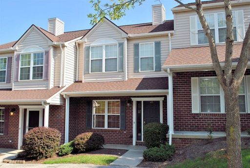 2 Bedroom 2 Bath Townhouse – photo 1