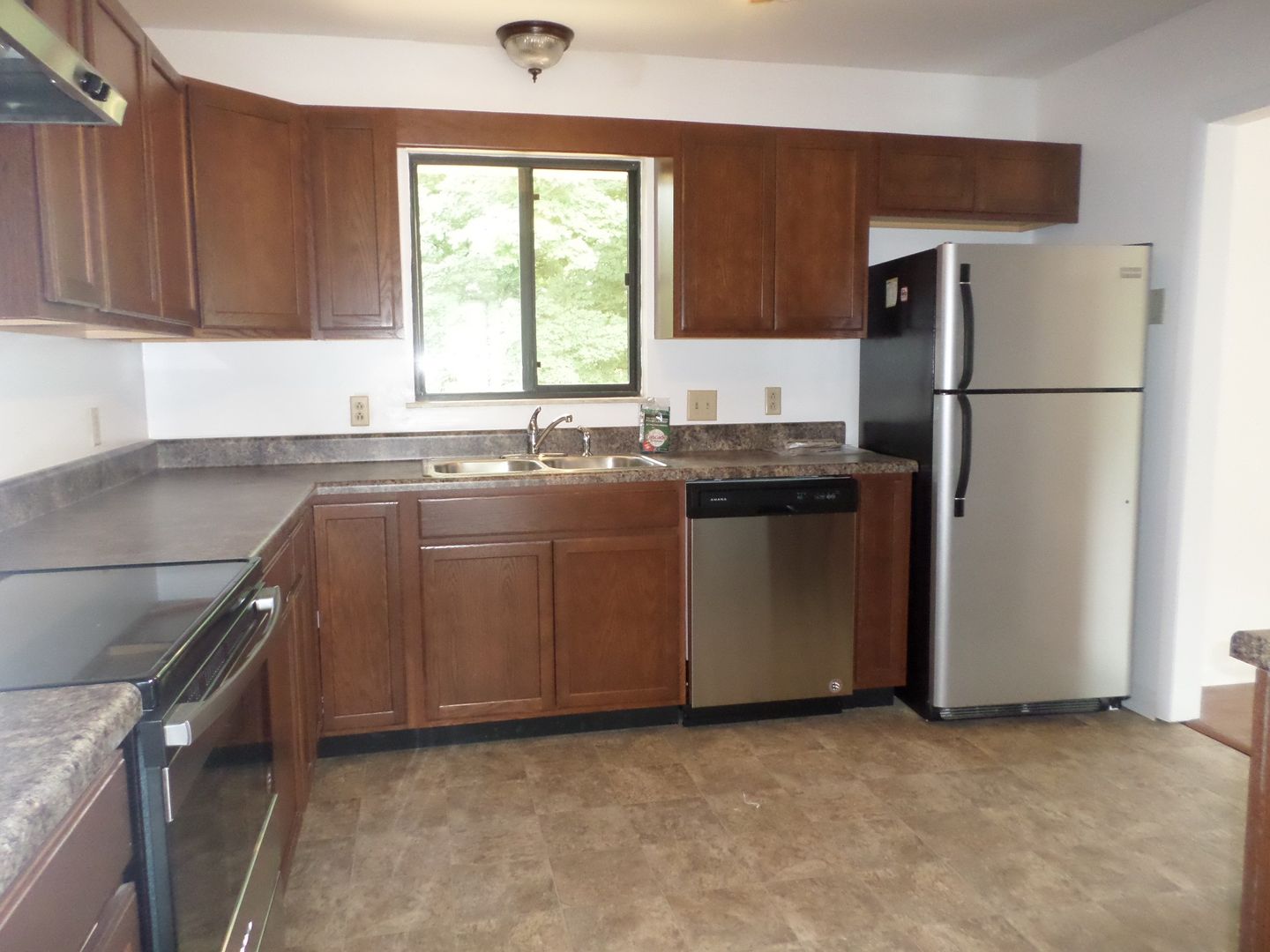 913 Toms Creek Rd., Blacksburg, VA 24060