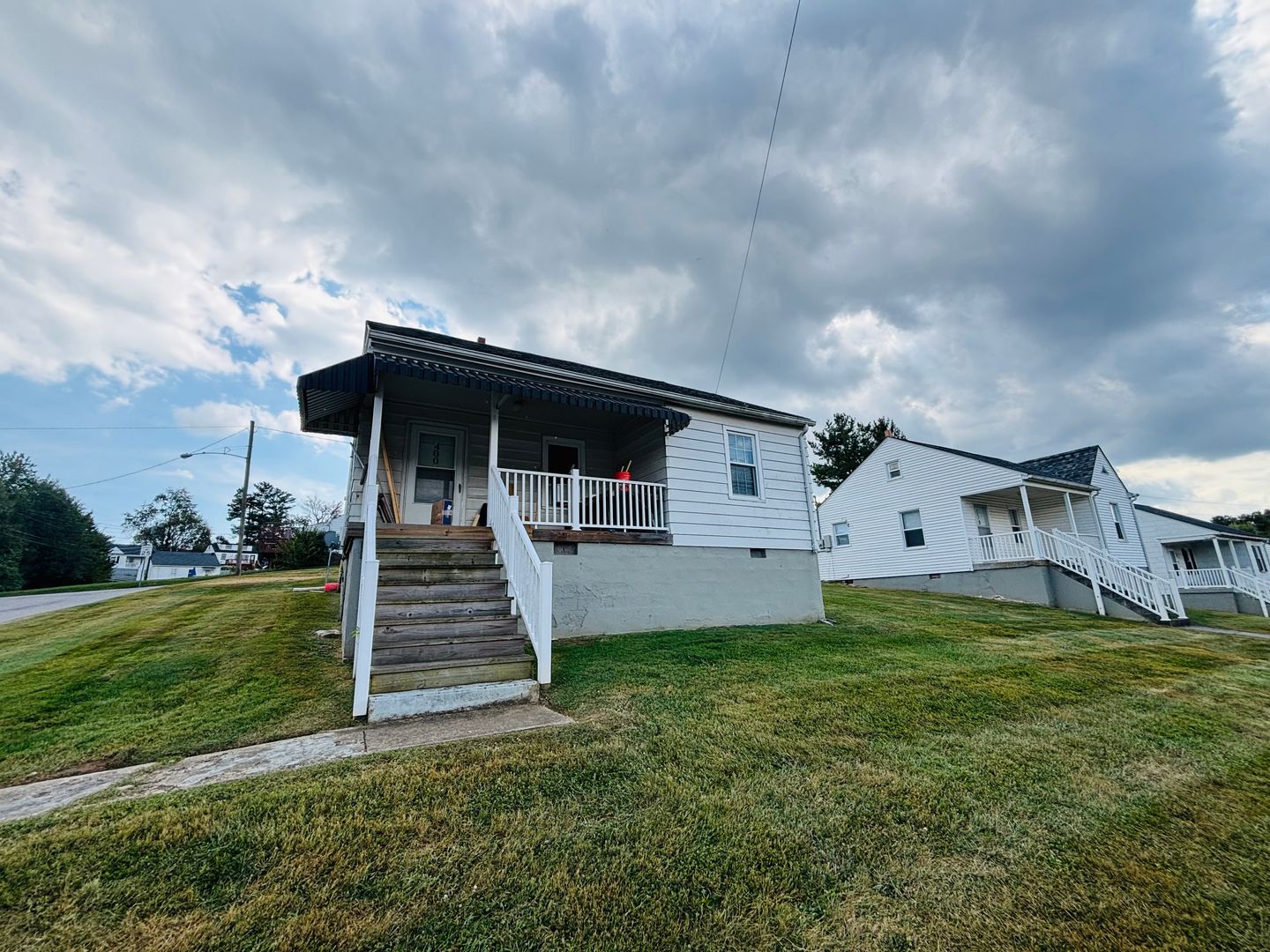Christiansburg House: 400 Radford St.