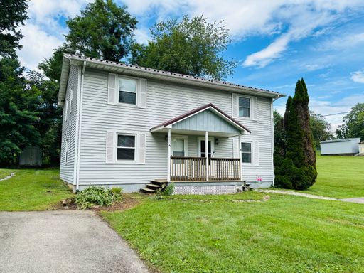 2 Bedroom 1.5 bath Duplex – photo 1