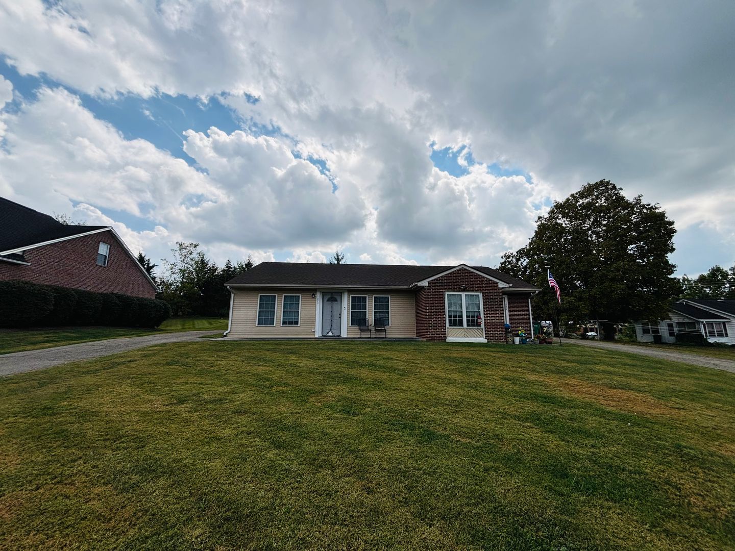 Christiansburg House: 1070 Elk Dr.