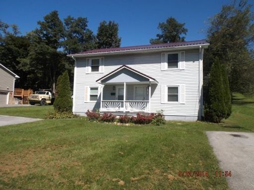 2-Bedroom, 1 Bath Duplex – photo 1