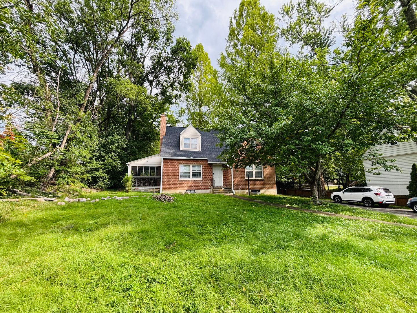 Blacksburg House: 201 Wall Street