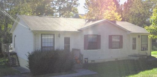 2 Bedroom I Bath Duplex – photo 1